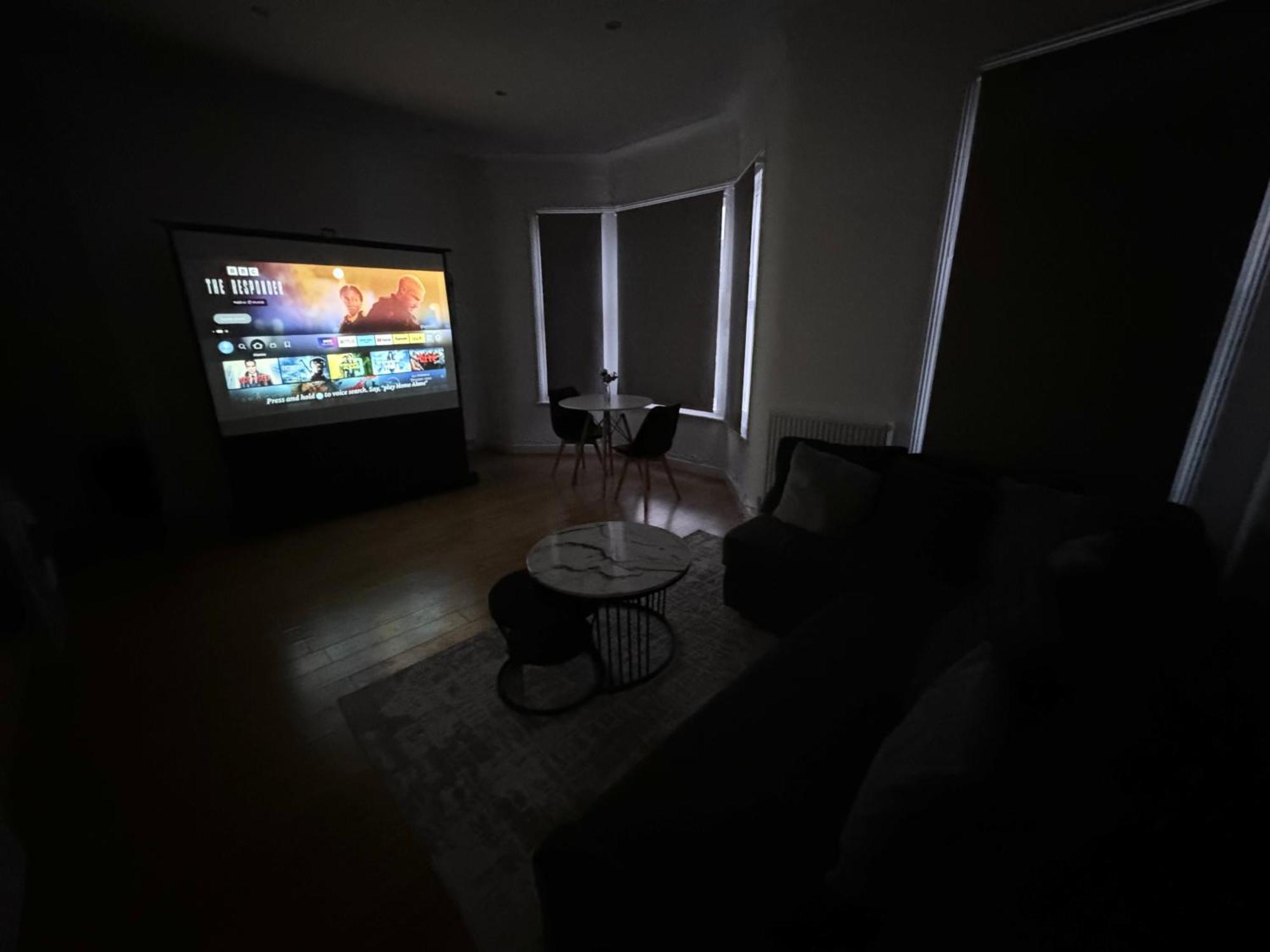 Spacious 2 Bed Flat In London Exterior photo