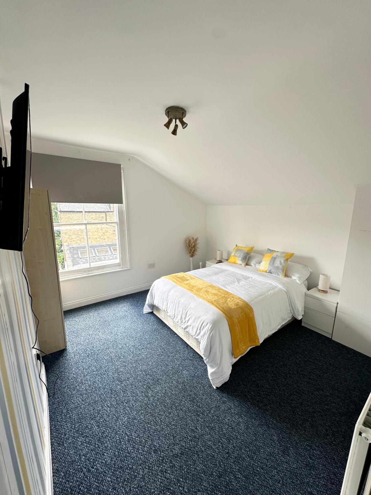 Spacious 2 Bed Flat In London Exterior photo